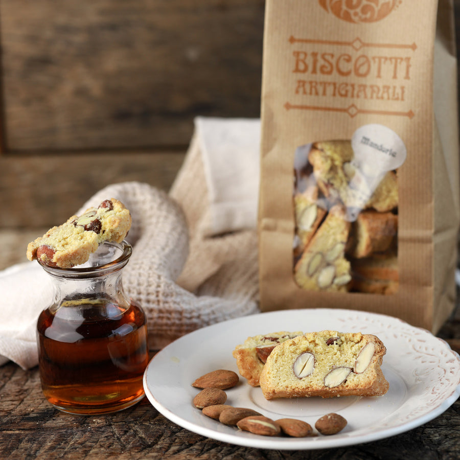 Biscotti artigianali alle mandorle